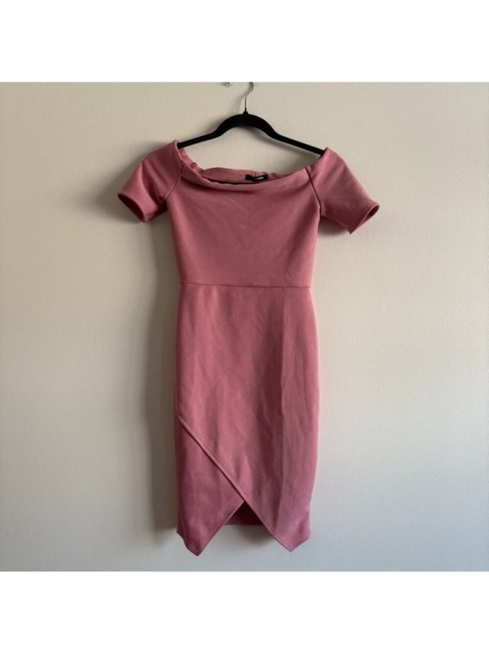 Fashion Nova Short Sleeve Dress Pink NWT Size XS